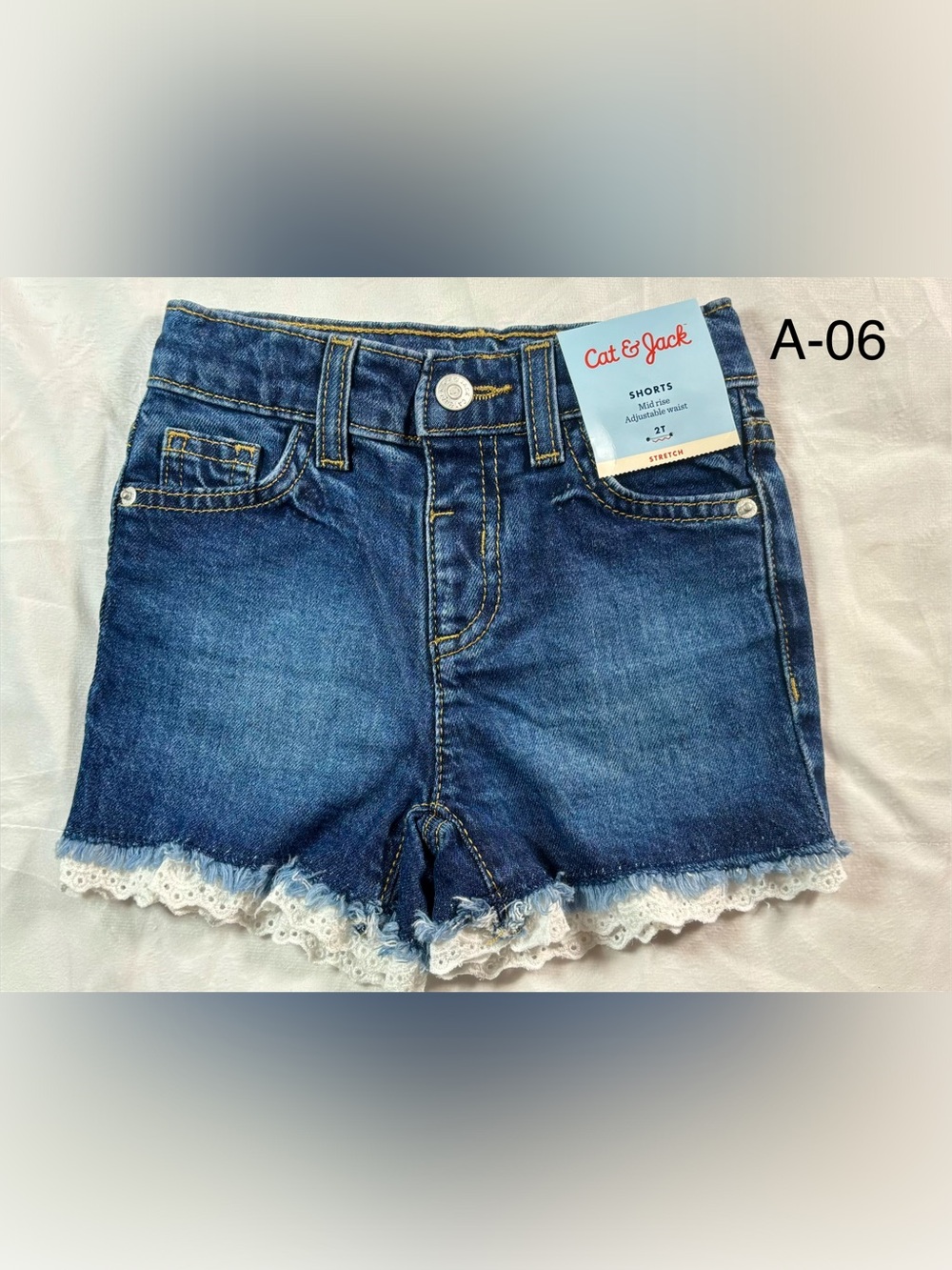 Cat & Jack Girls Blue Denim Shorts with White Lace Trim Size 2T